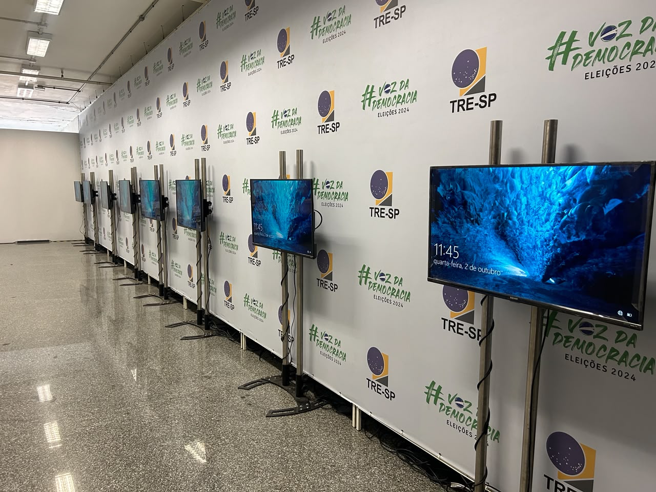 Estrutura de palco para feiras e congressos