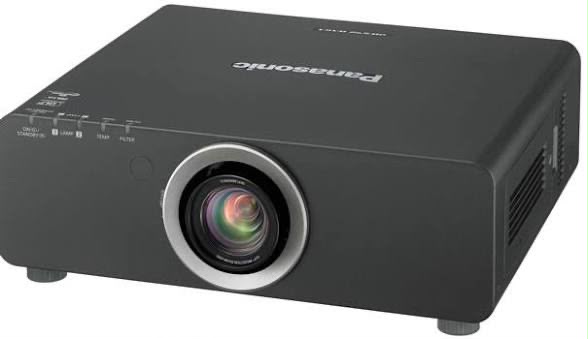 Projetor Panasonic compacto de alta luminosidade